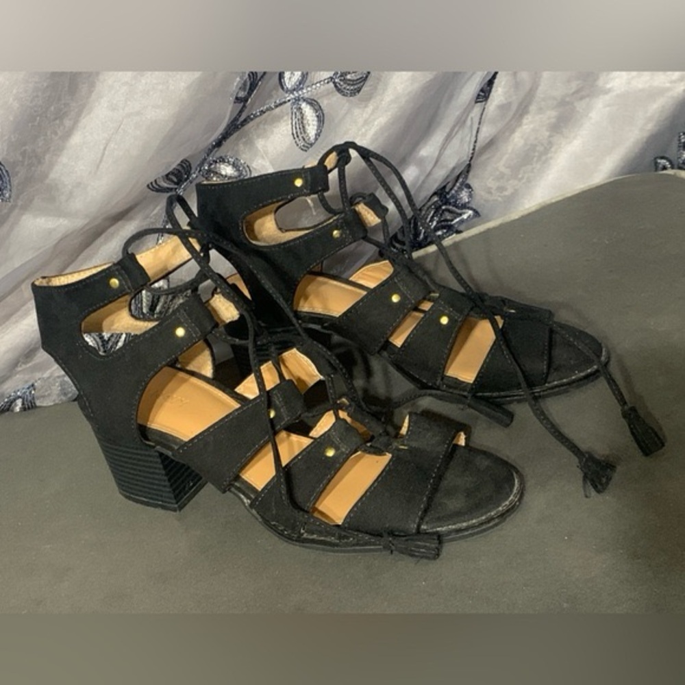 Old Navy Black Lace-Up Block Gladiator Heel Sandals - Size 6